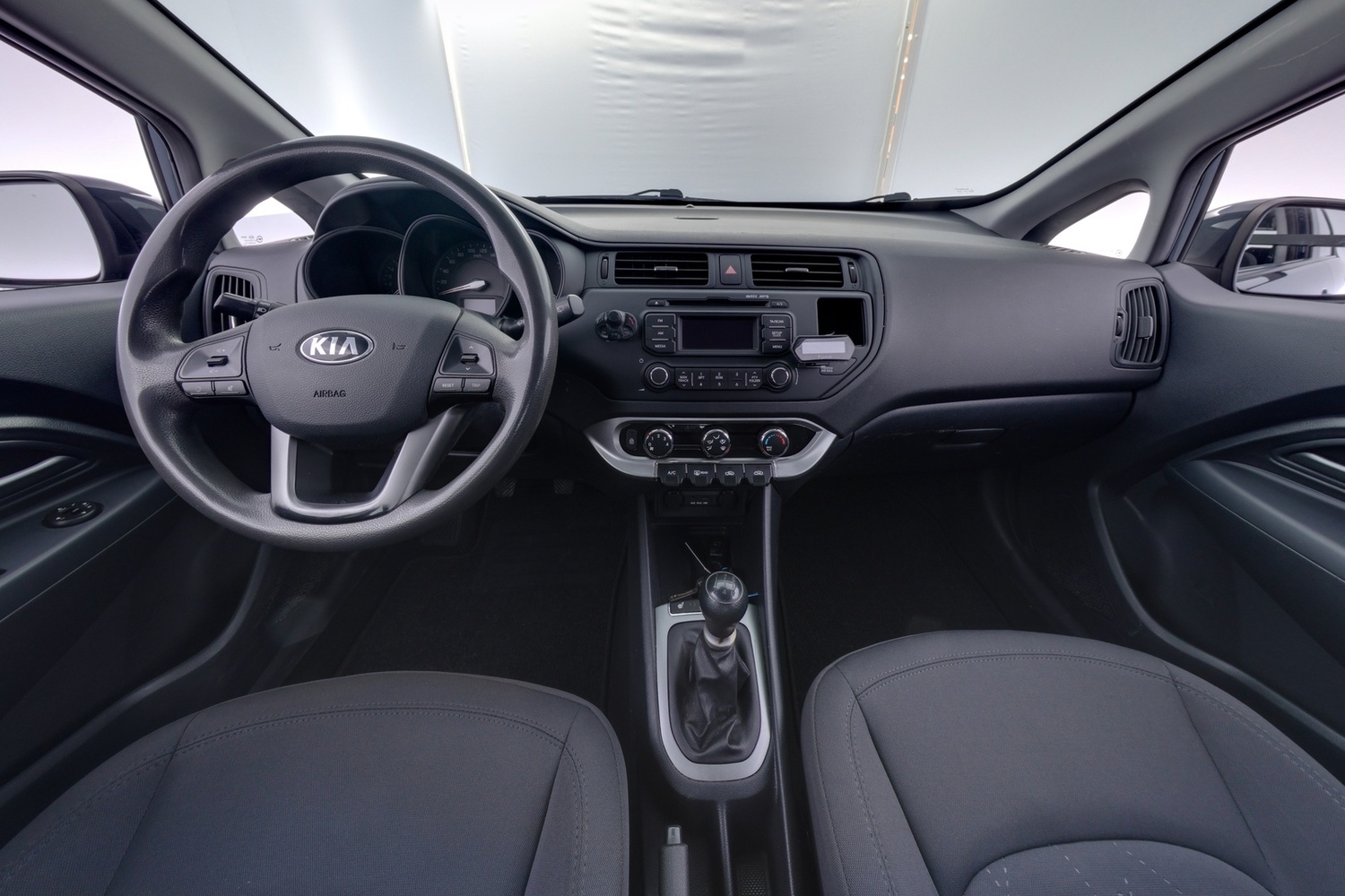 Kia Rio vaihtoauto