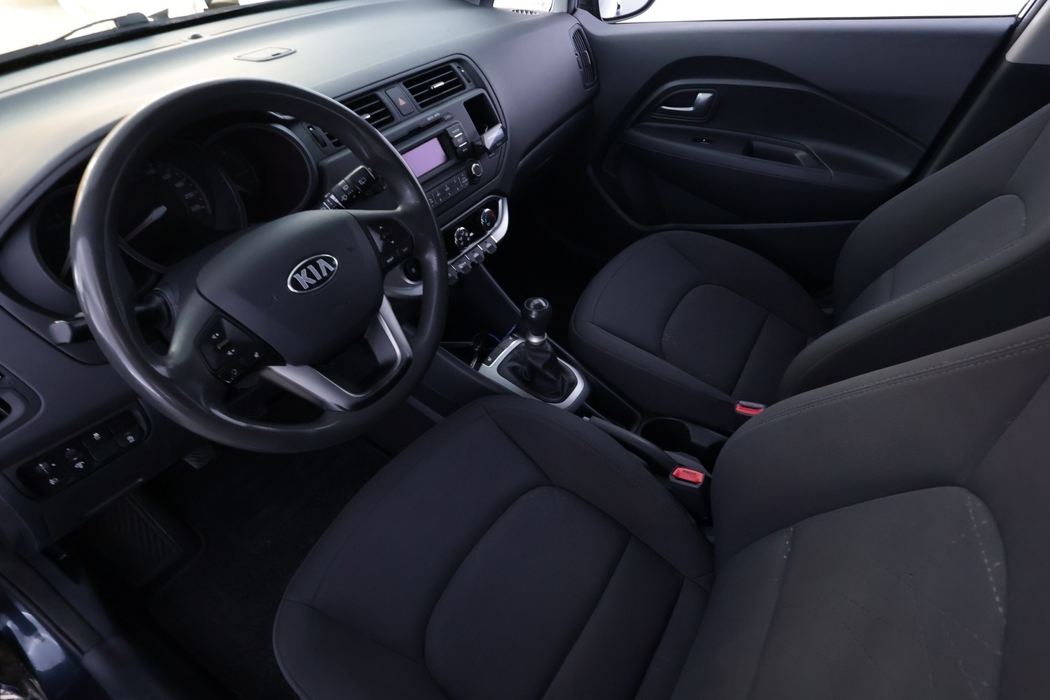 Kia Rio vaihtoauto