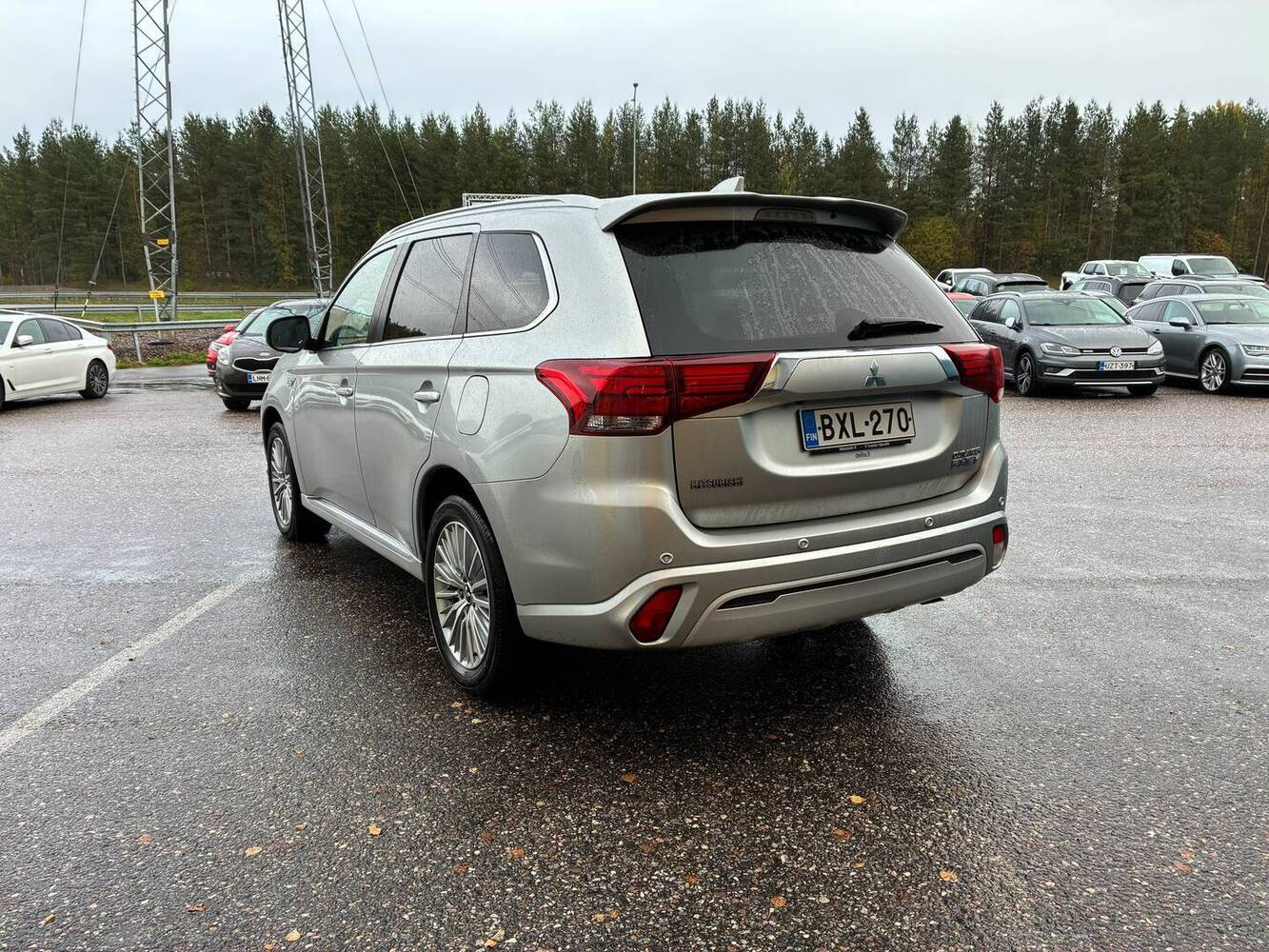 Mitsubishi Outlander PHEV vaihtoauto