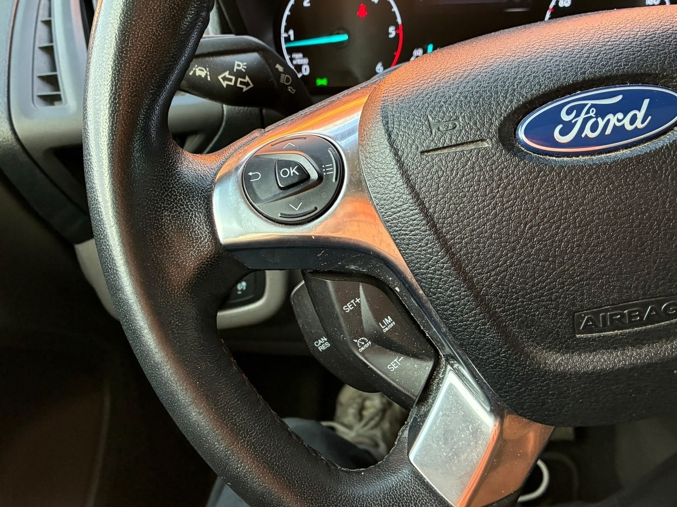 Ford Grand Tourneo Connect vaihtoauto
