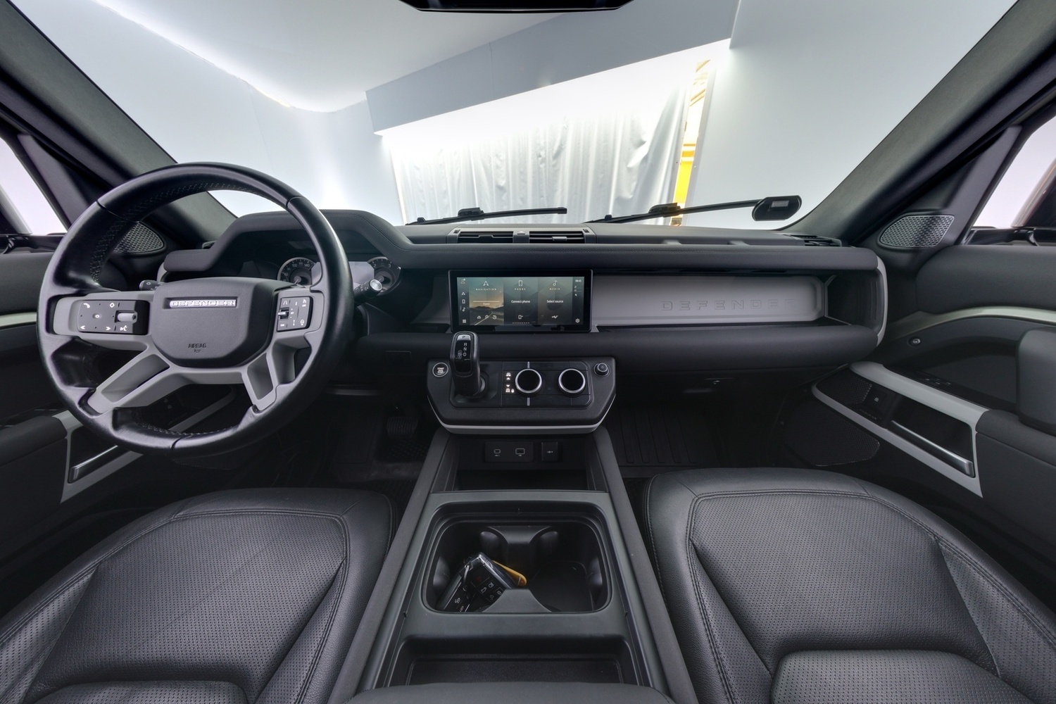 Land Rover Defender vaihtoauto