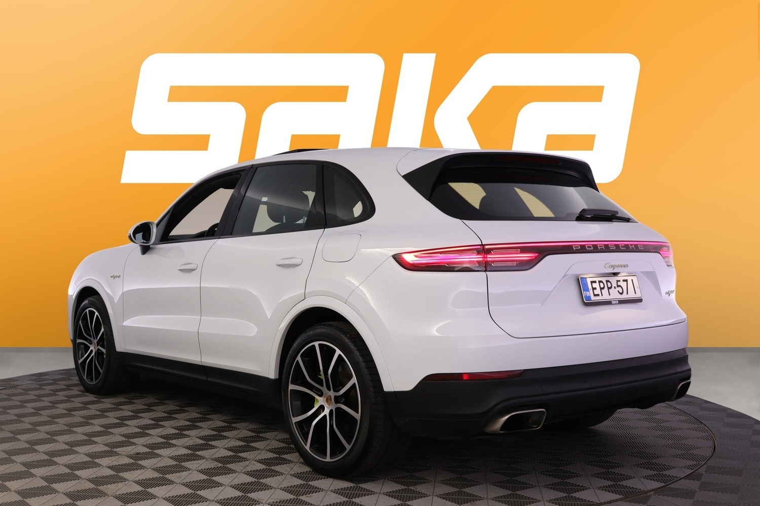 Porsche Cayenne vaihtoauto