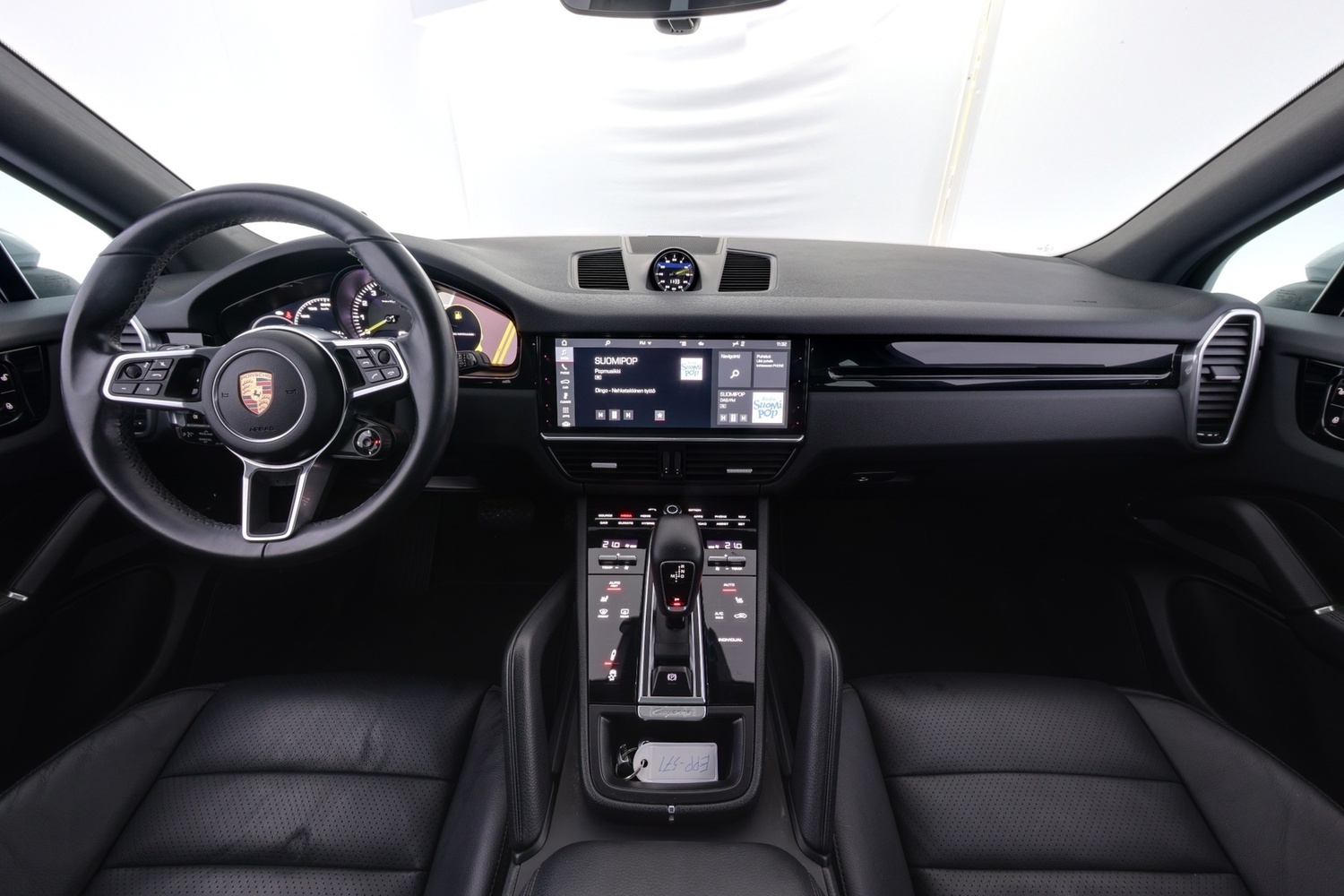 Porsche Cayenne vaihtoauto