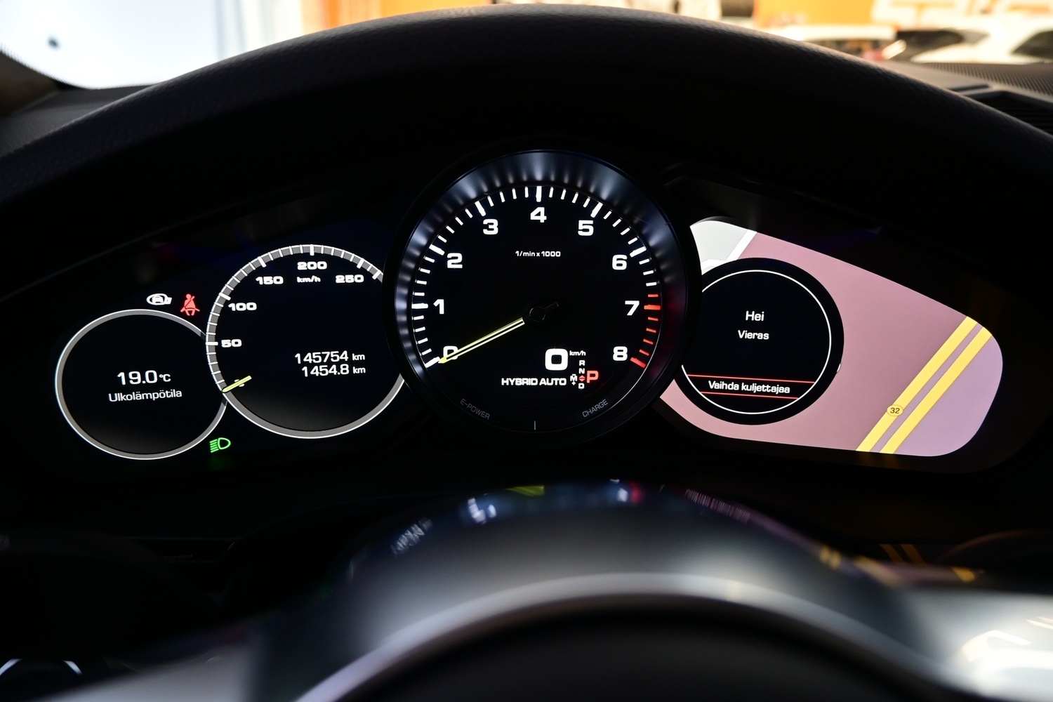 Porsche Cayenne vaihtoauto