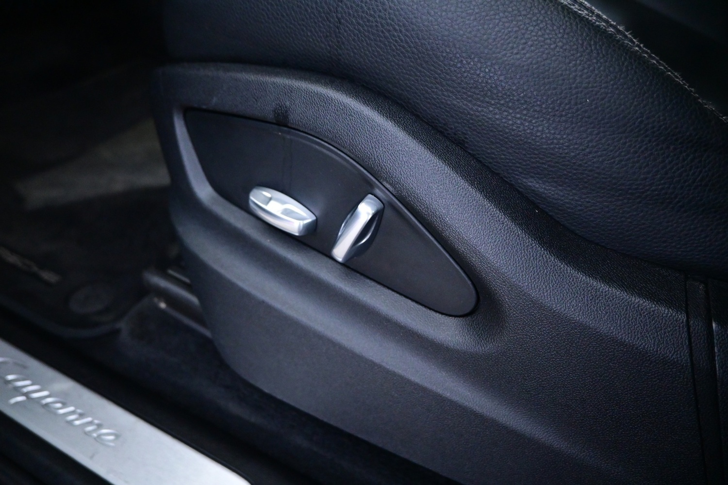 Porsche Cayenne vaihtoauto
