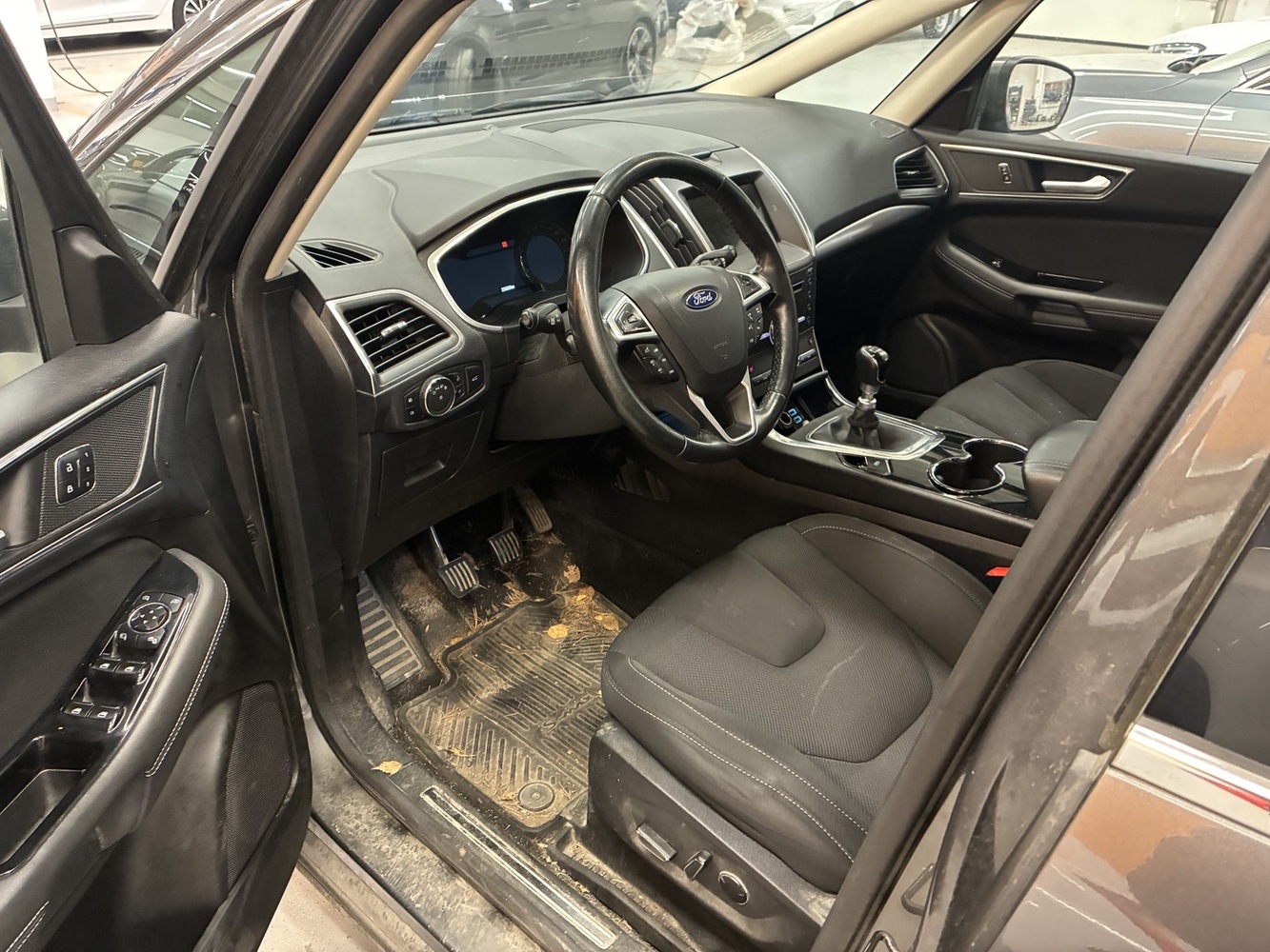 Ford S-MAX vaihtoauto