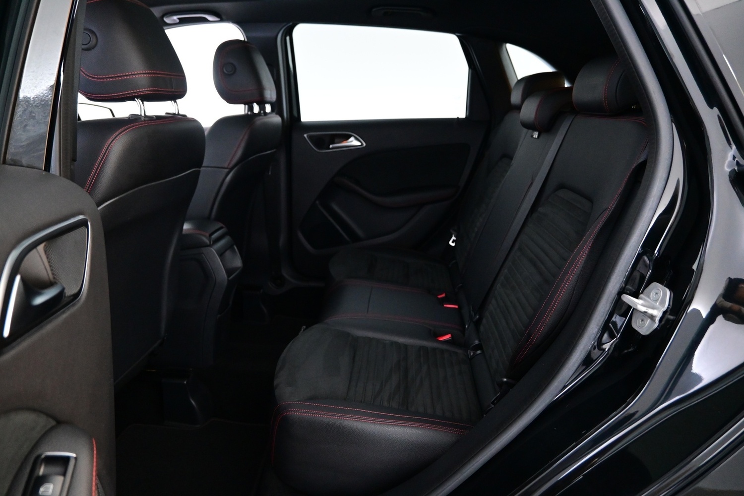 Mercedes-Benz B vaihtoauto