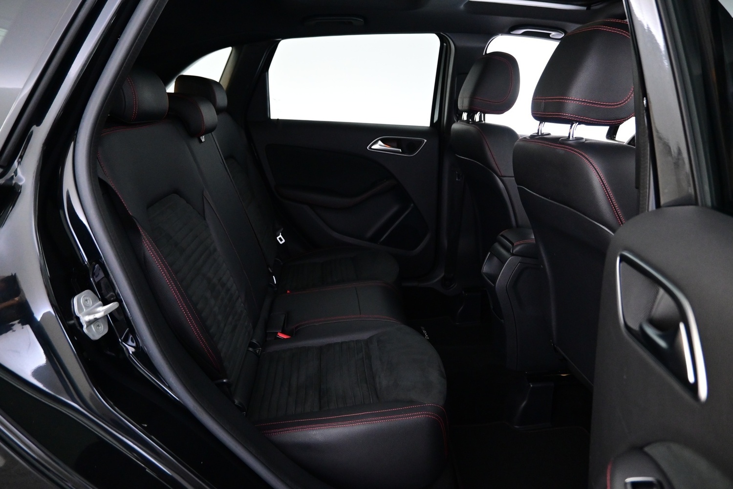 Mercedes-Benz B vaihtoauto