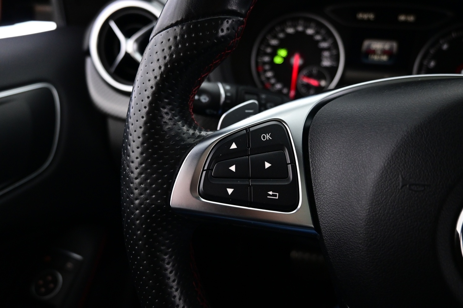 Mercedes-Benz B vaihtoauto
