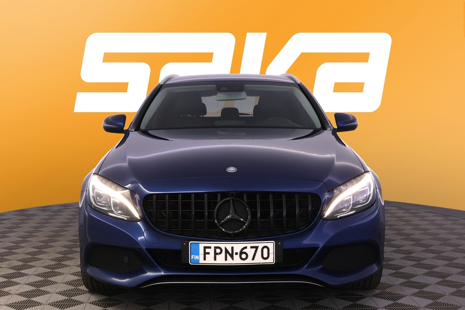 Mercedes-Benz C vaihtoauto