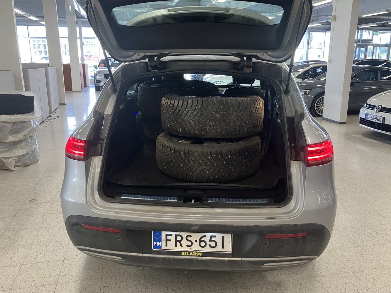 Mercedes-Benz EQC vaihtoauto
