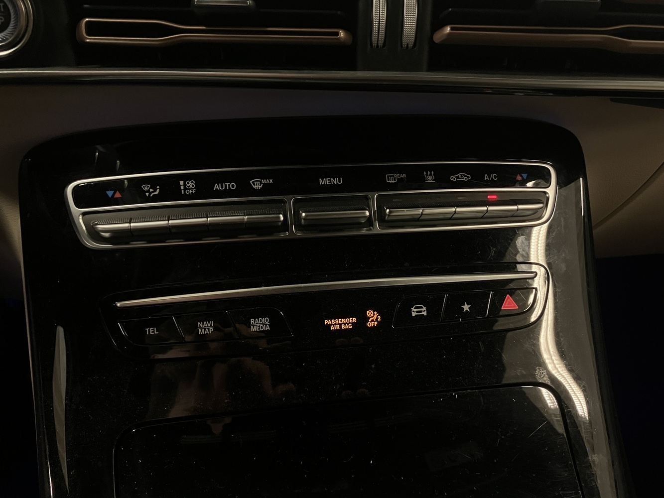 Mercedes-Benz EQC vaihtoauto