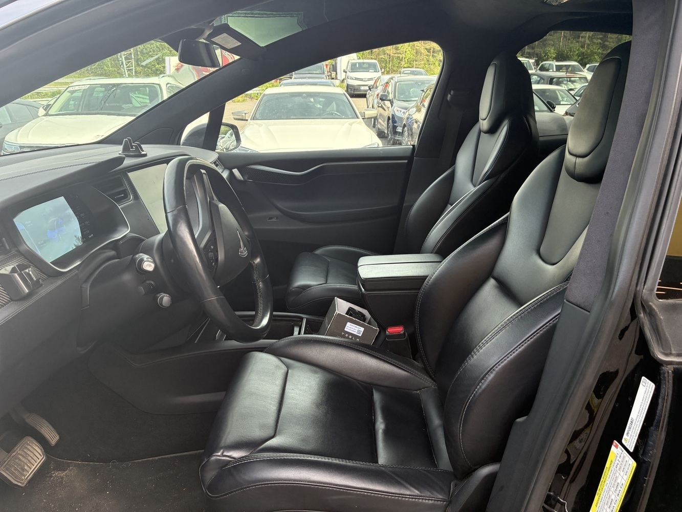 Tesla Model X vaihtoauto
