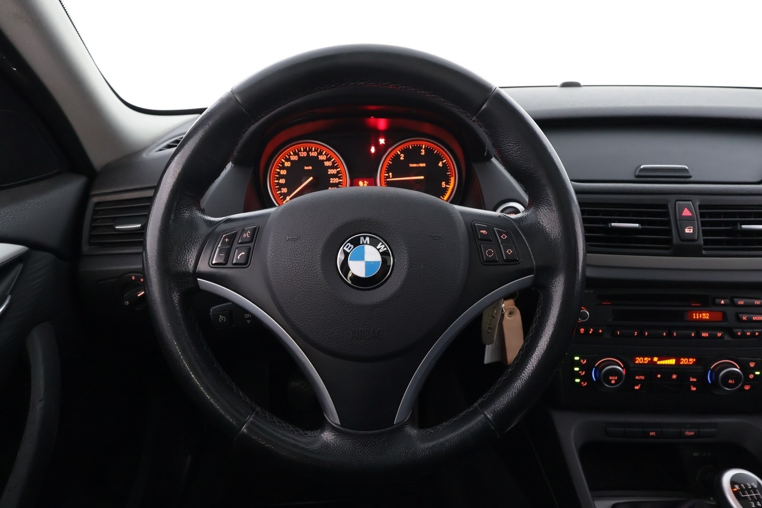 BMW X1 vaihtoauto