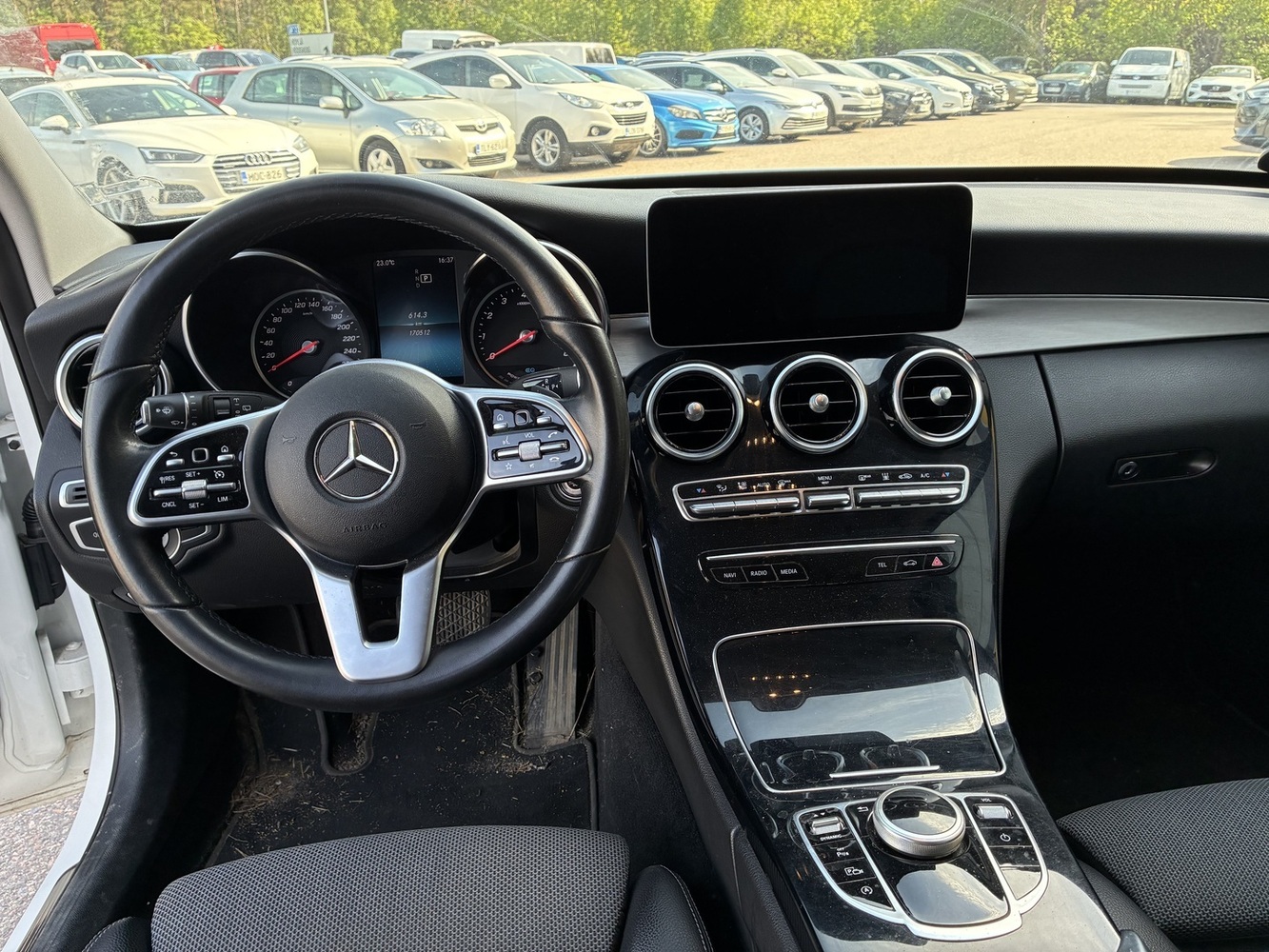 Mercedes-Benz C vaihtoauto