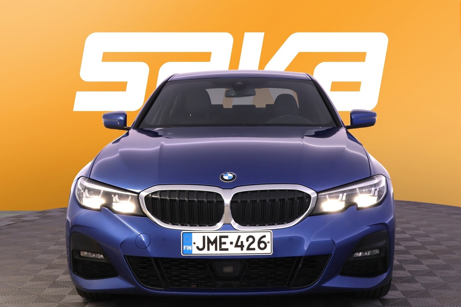 BMW 330 vaihtoauto