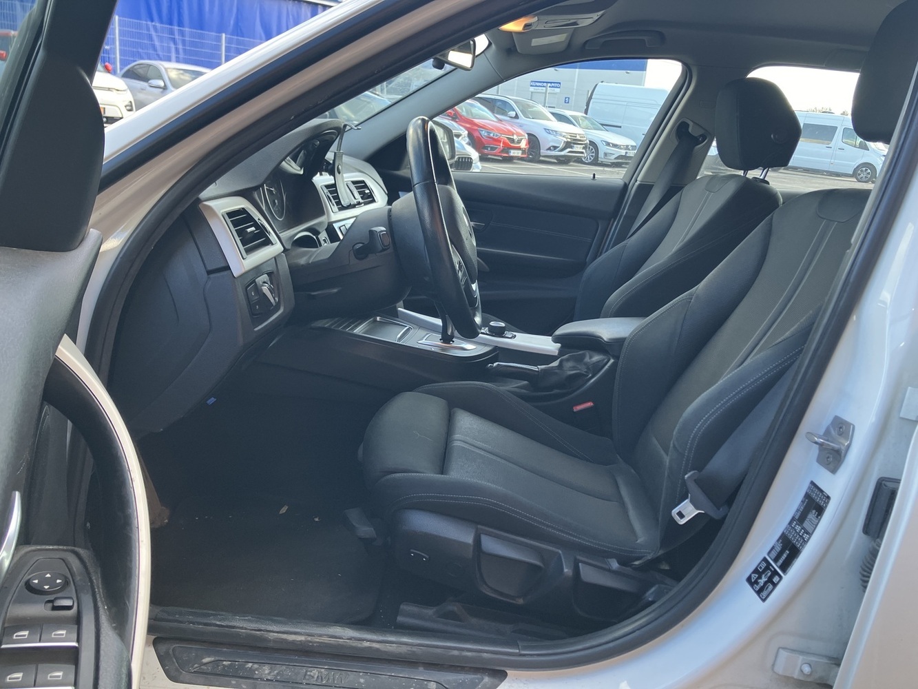 BMW 320 vaihtoauto