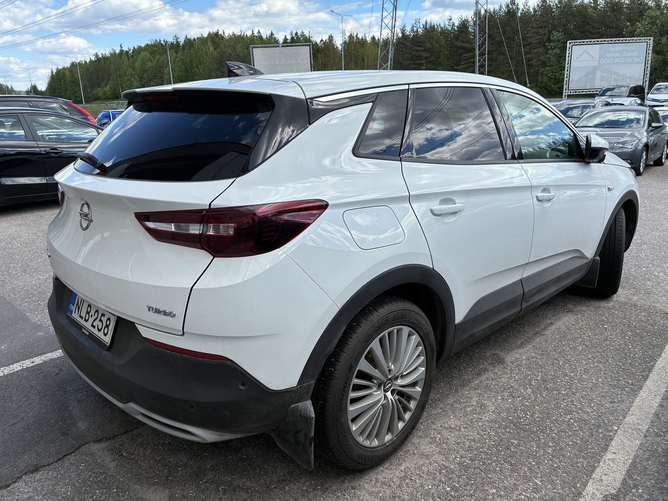 Opel Grandland X vaihtoauto
