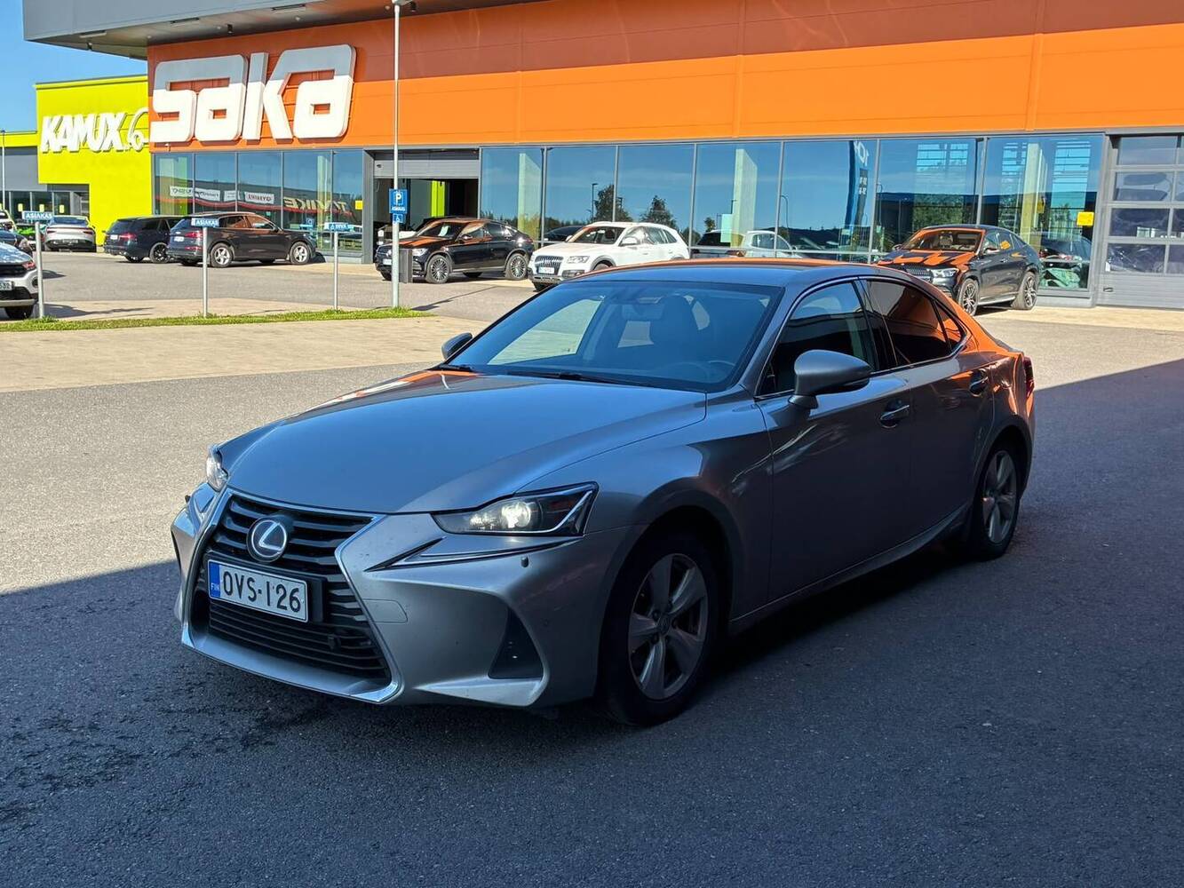 Lexus IS vaihtoauto