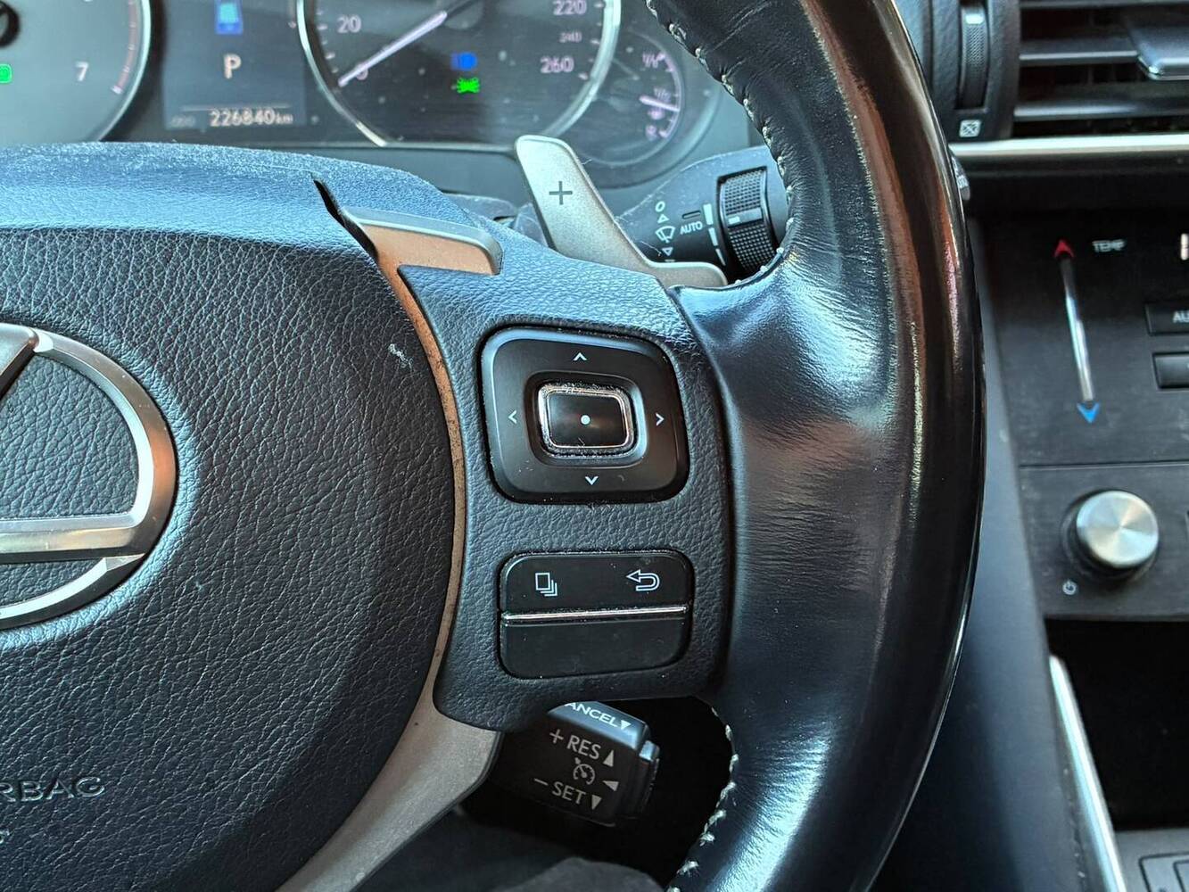 Lexus IS vaihtoauto