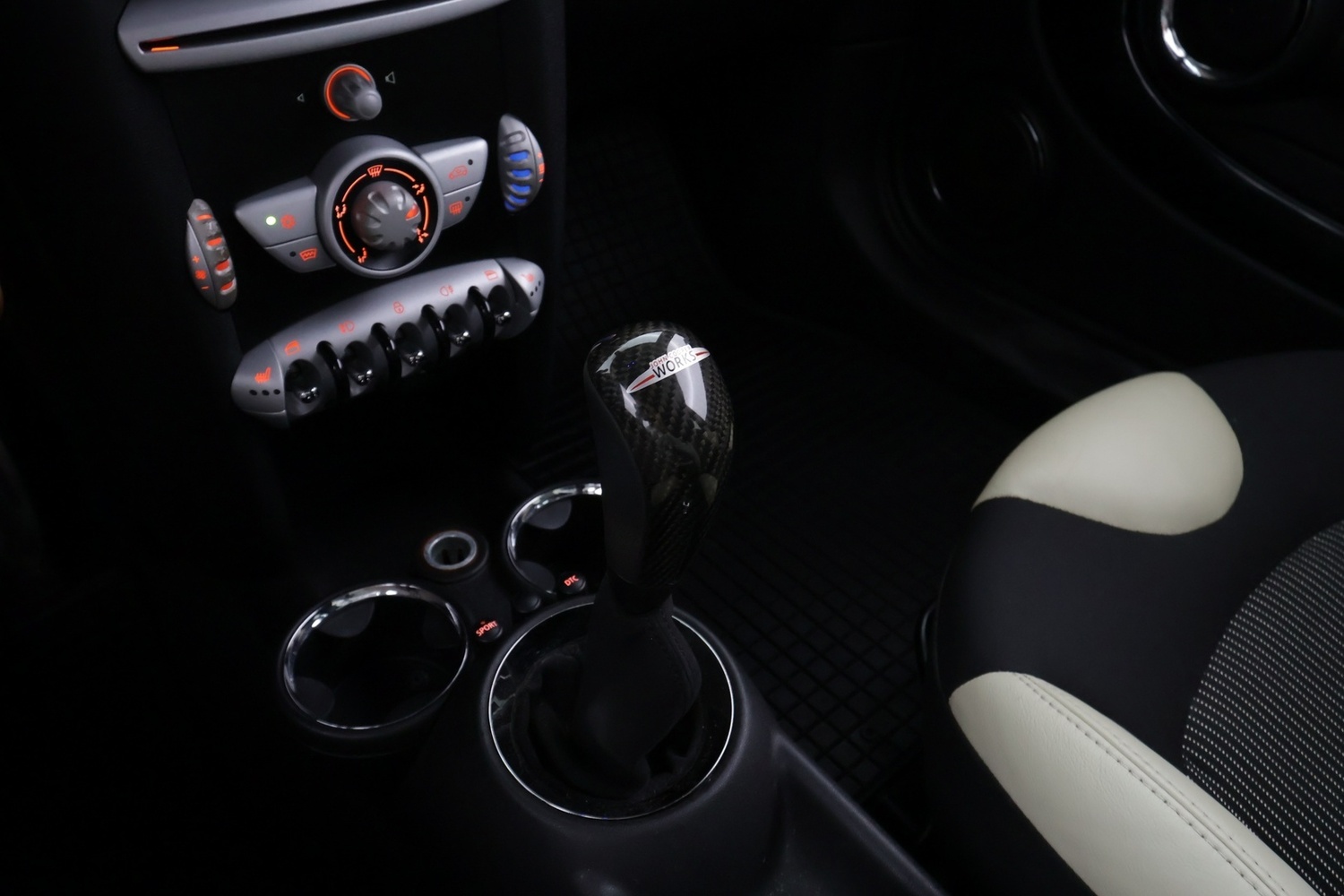 Mini John Cooper Works vaihtoauto