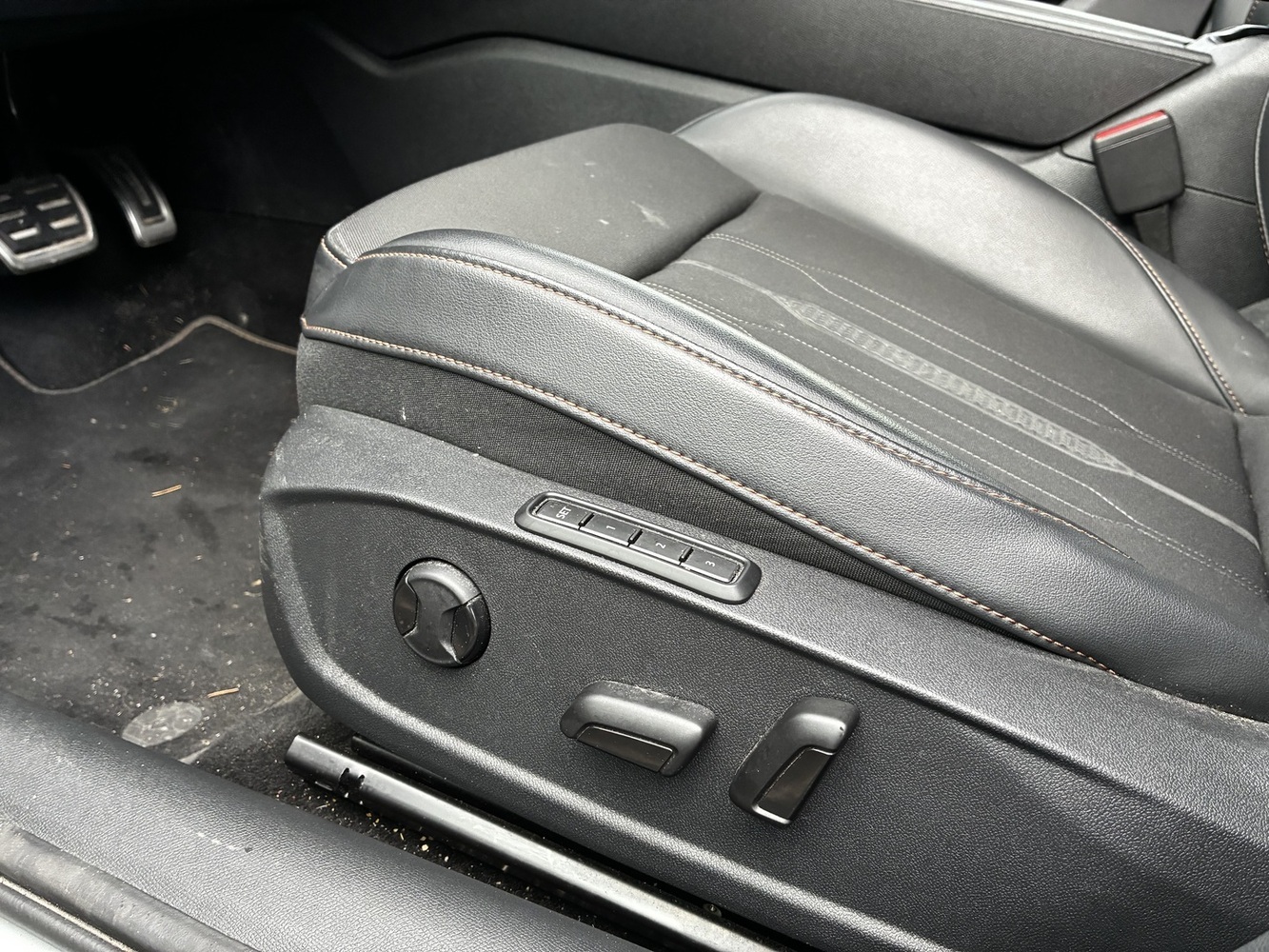Cupra Leon Sportstourer vaihtoauto