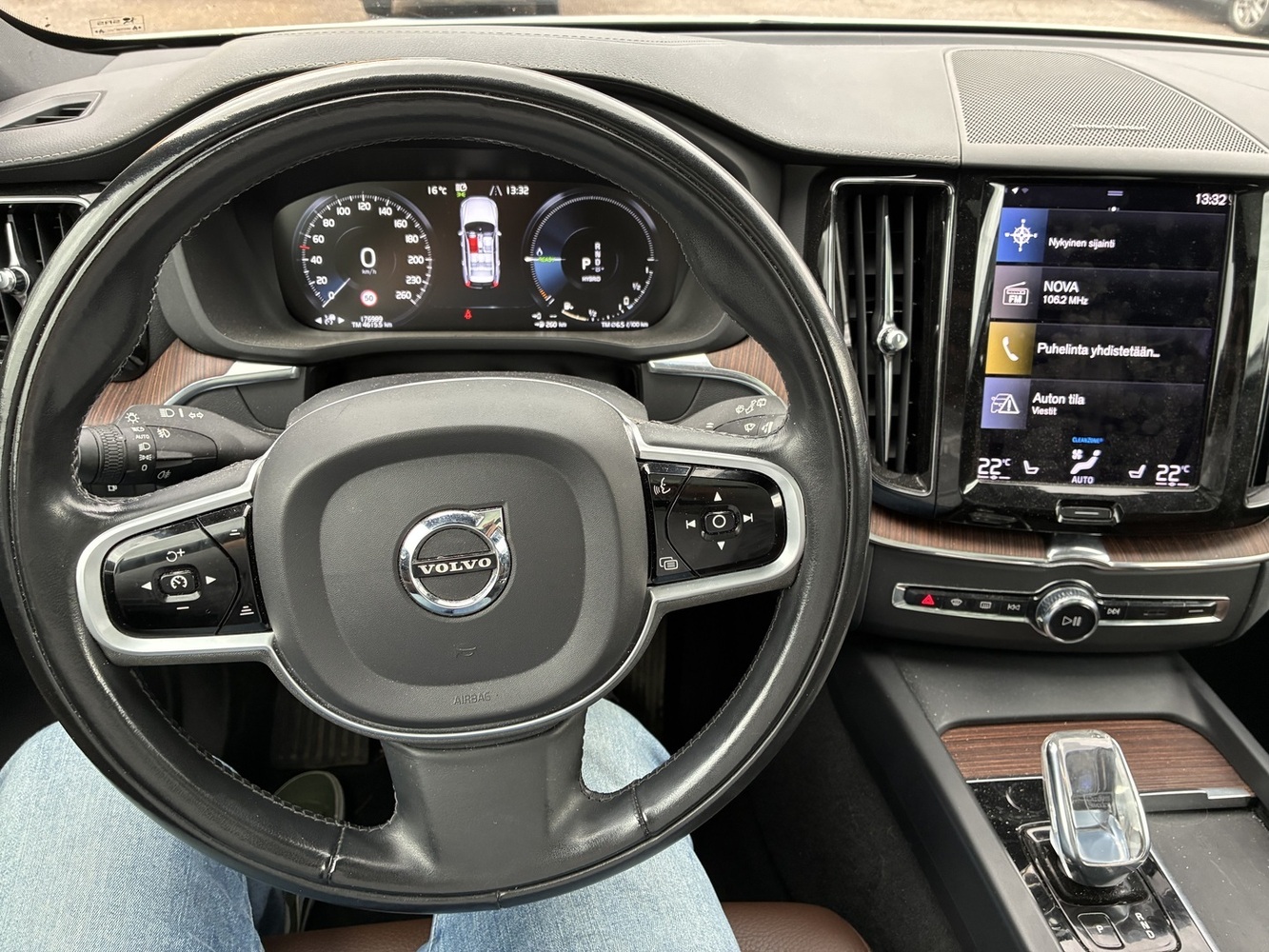 Volvo XC60 vaihtoauto