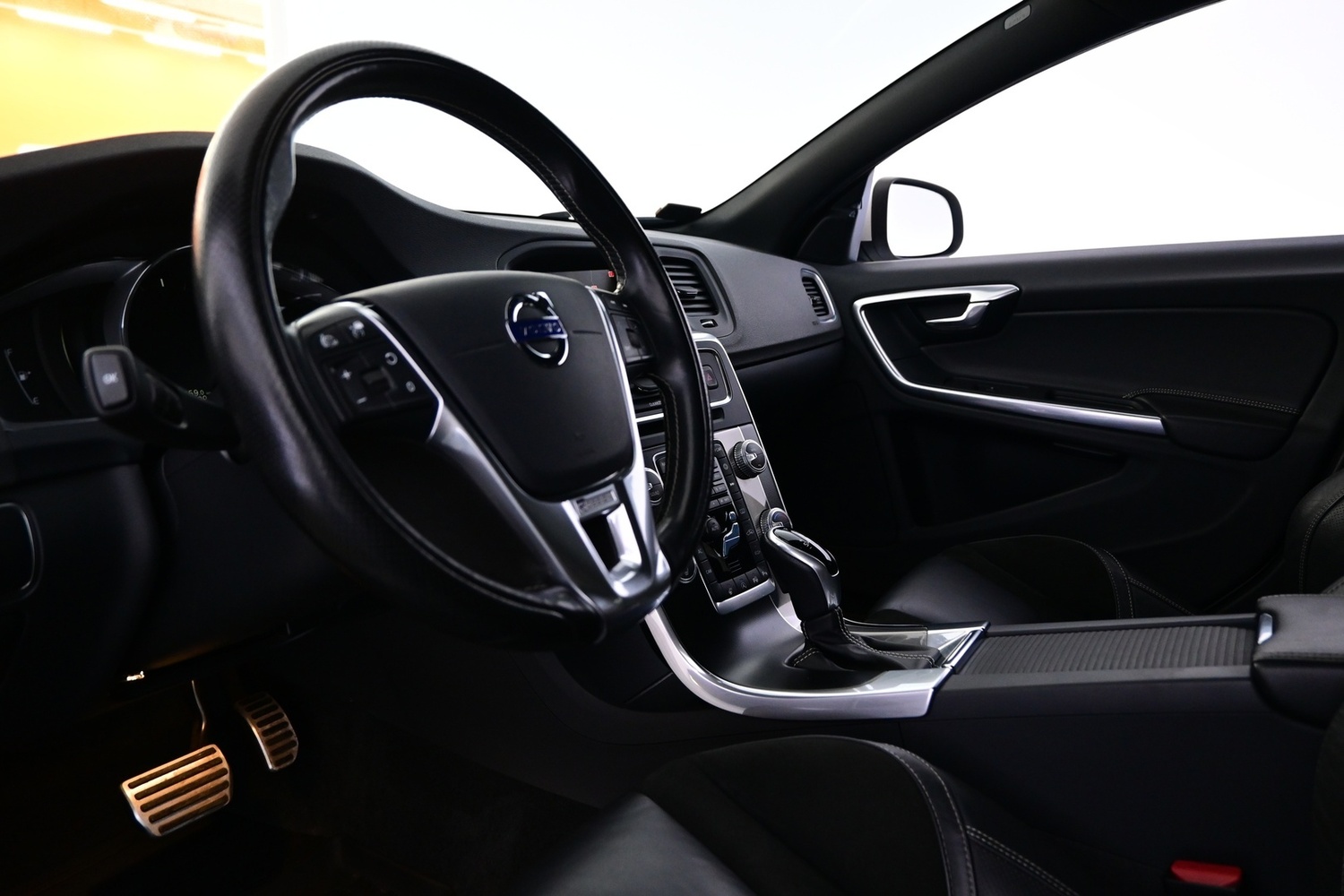 Volvo V60 vaihtoauto