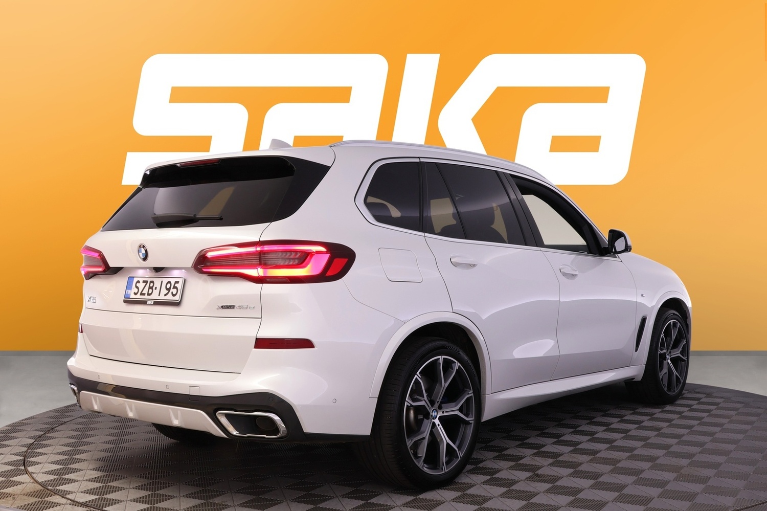 BMW X5 vaihtoauto