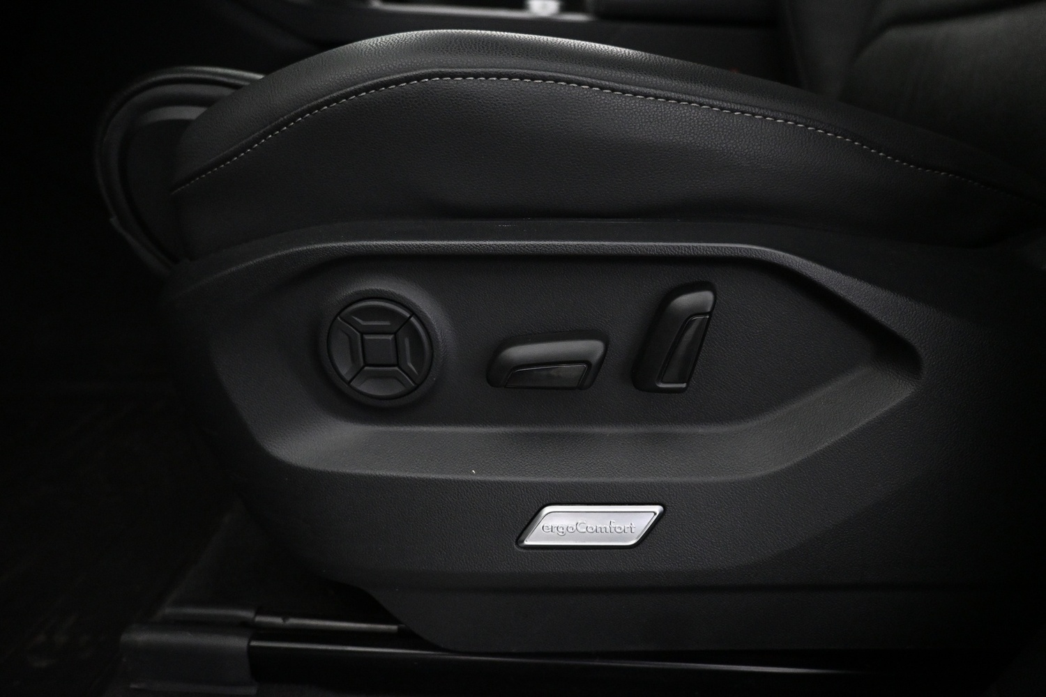 Volkswagen Touareg vaihtoauto
