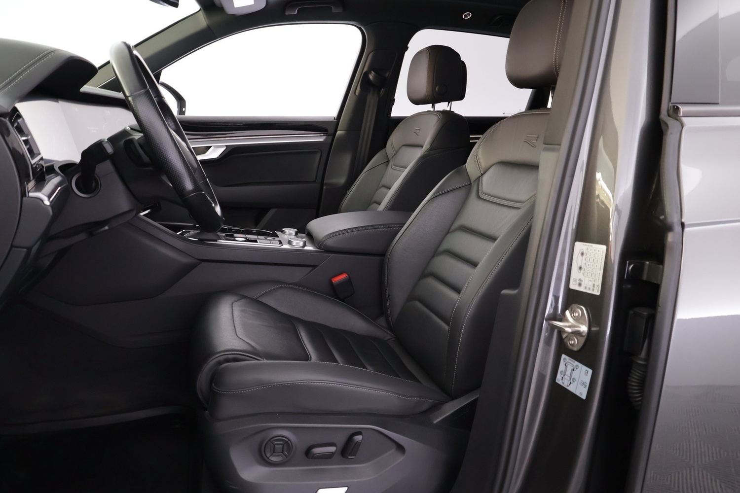 Volkswagen Touareg vaihtoauto