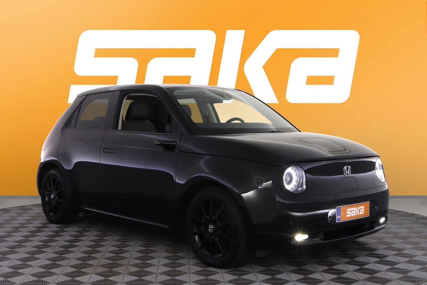 Honda e vaihtoauto
