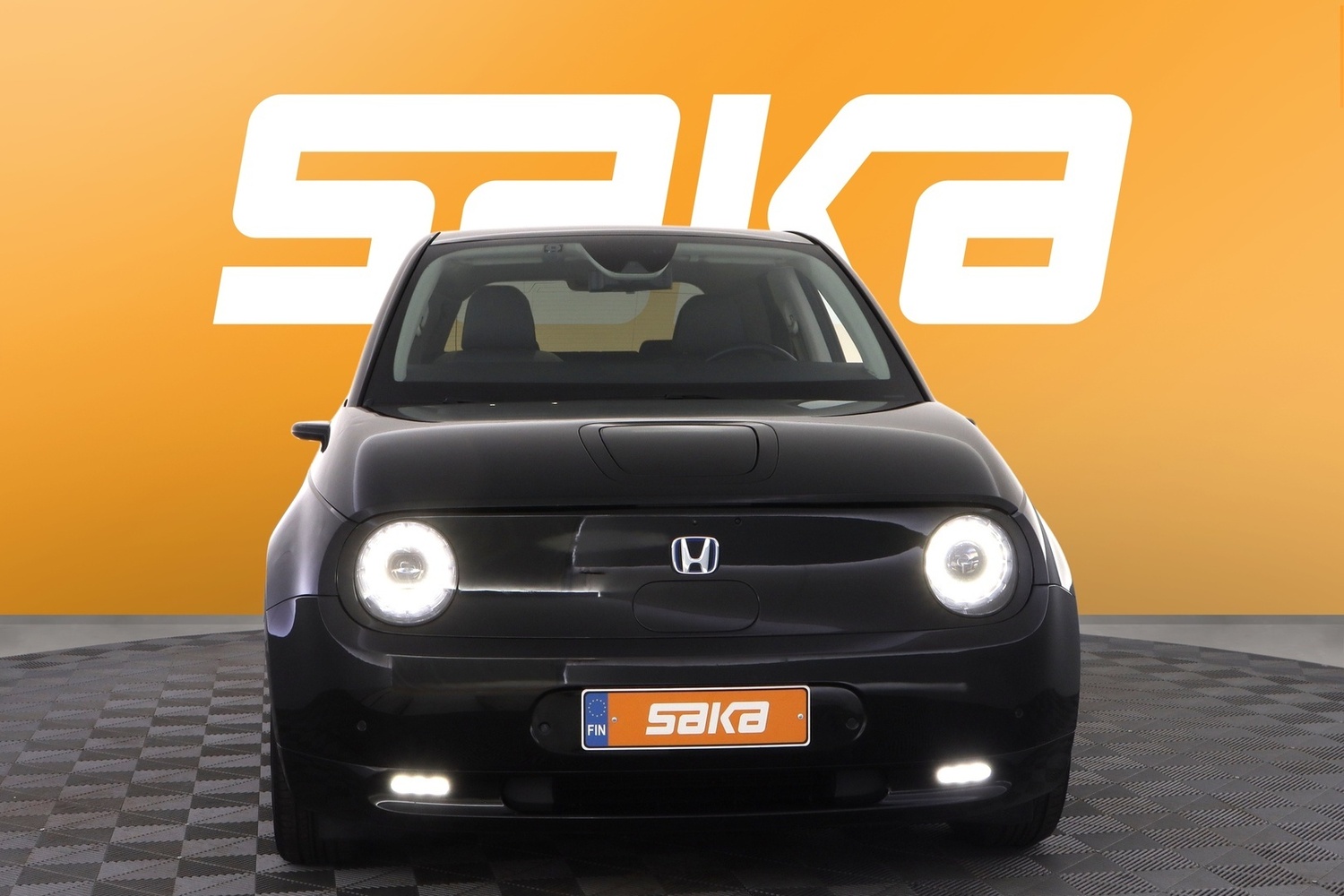 Honda e vaihtoauto