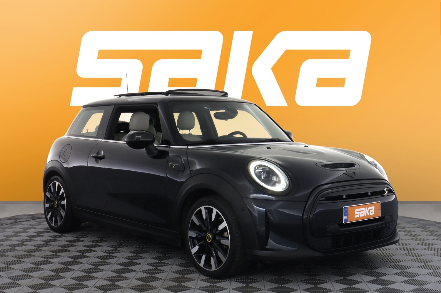 Mini Hatchback vaihtoauto