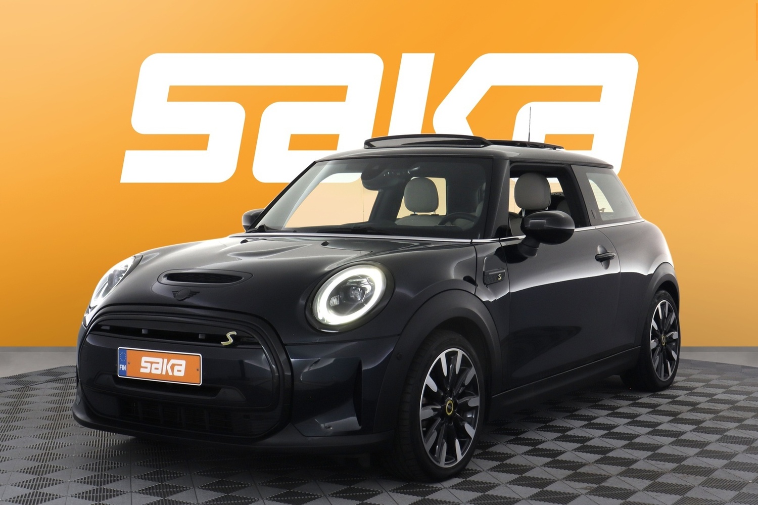 Mini Hatchback vaihtoauto