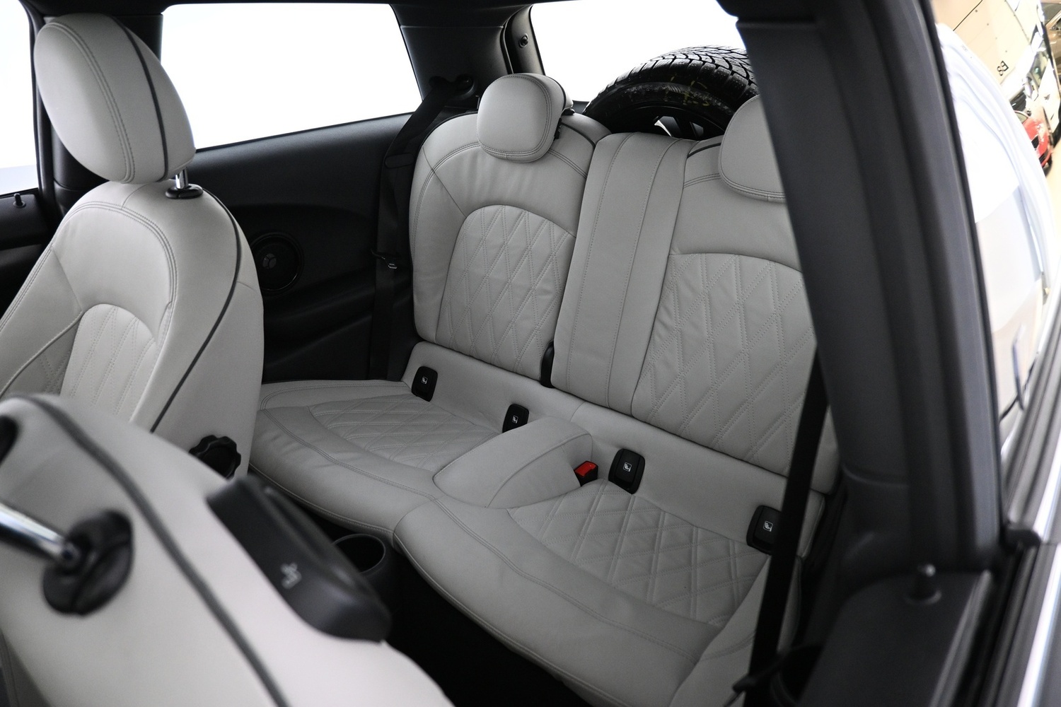 Mini Hatchback vaihtoauto