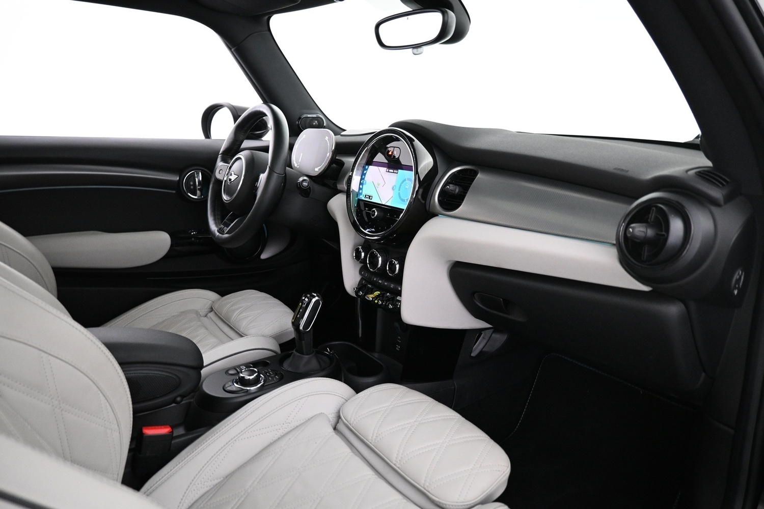 Mini Hatchback vaihtoauto