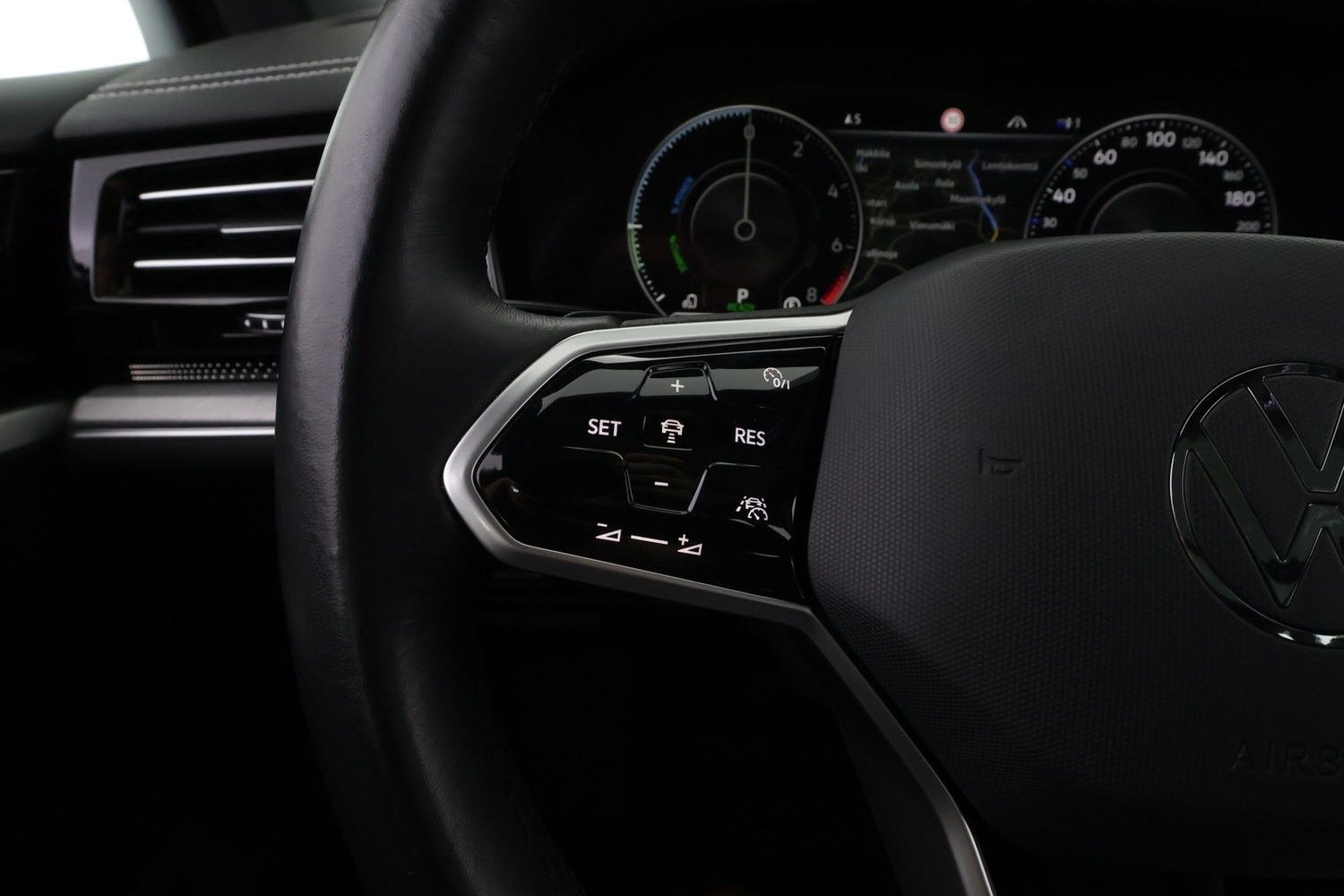 Volkswagen Touareg vaihtoauto