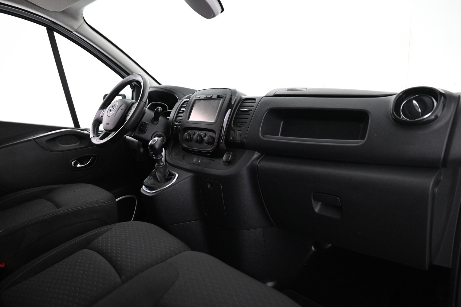 Opel Vivaro vaihtoauto