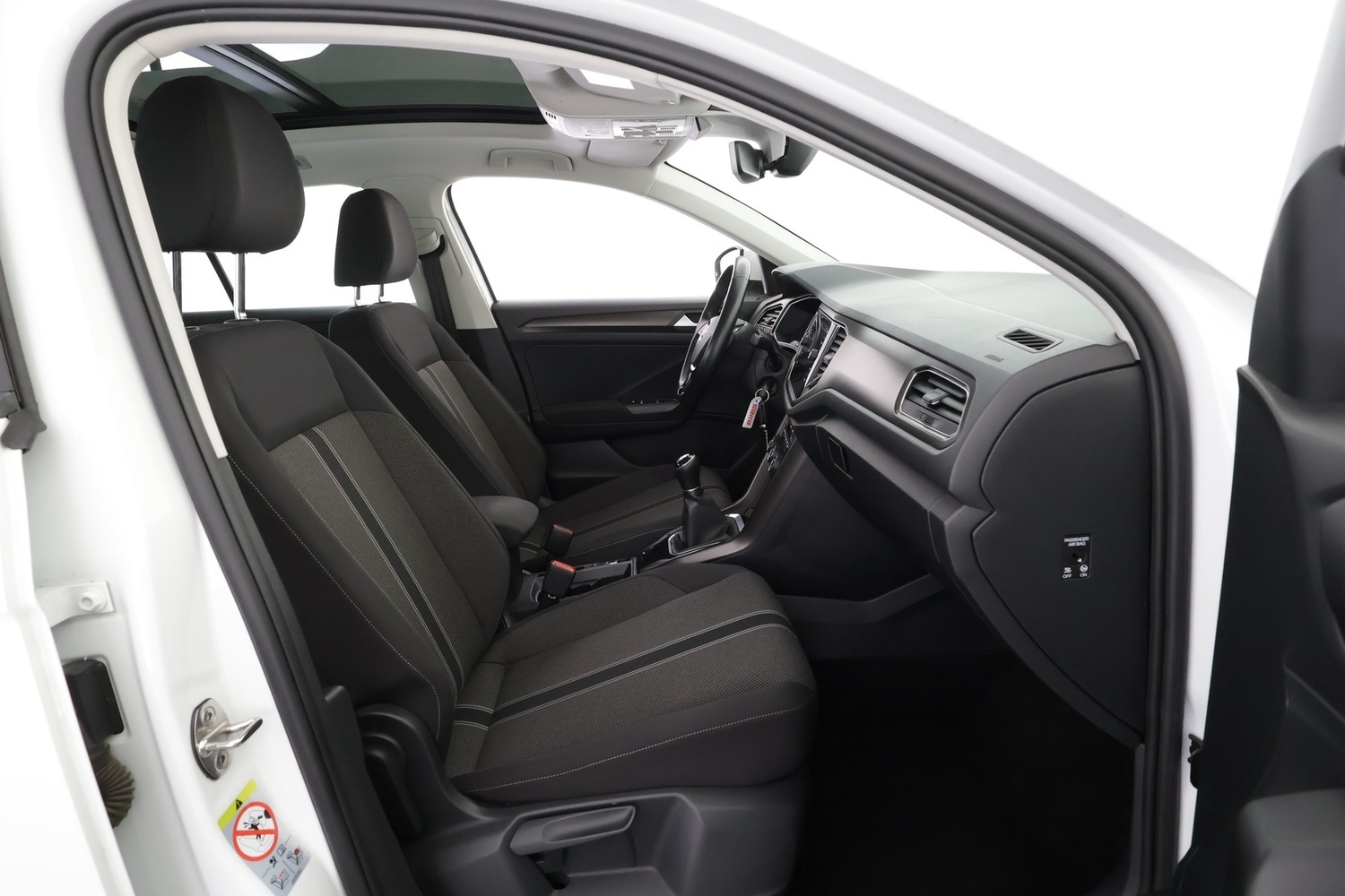 Volkswagen T-Roc vaihtoauto