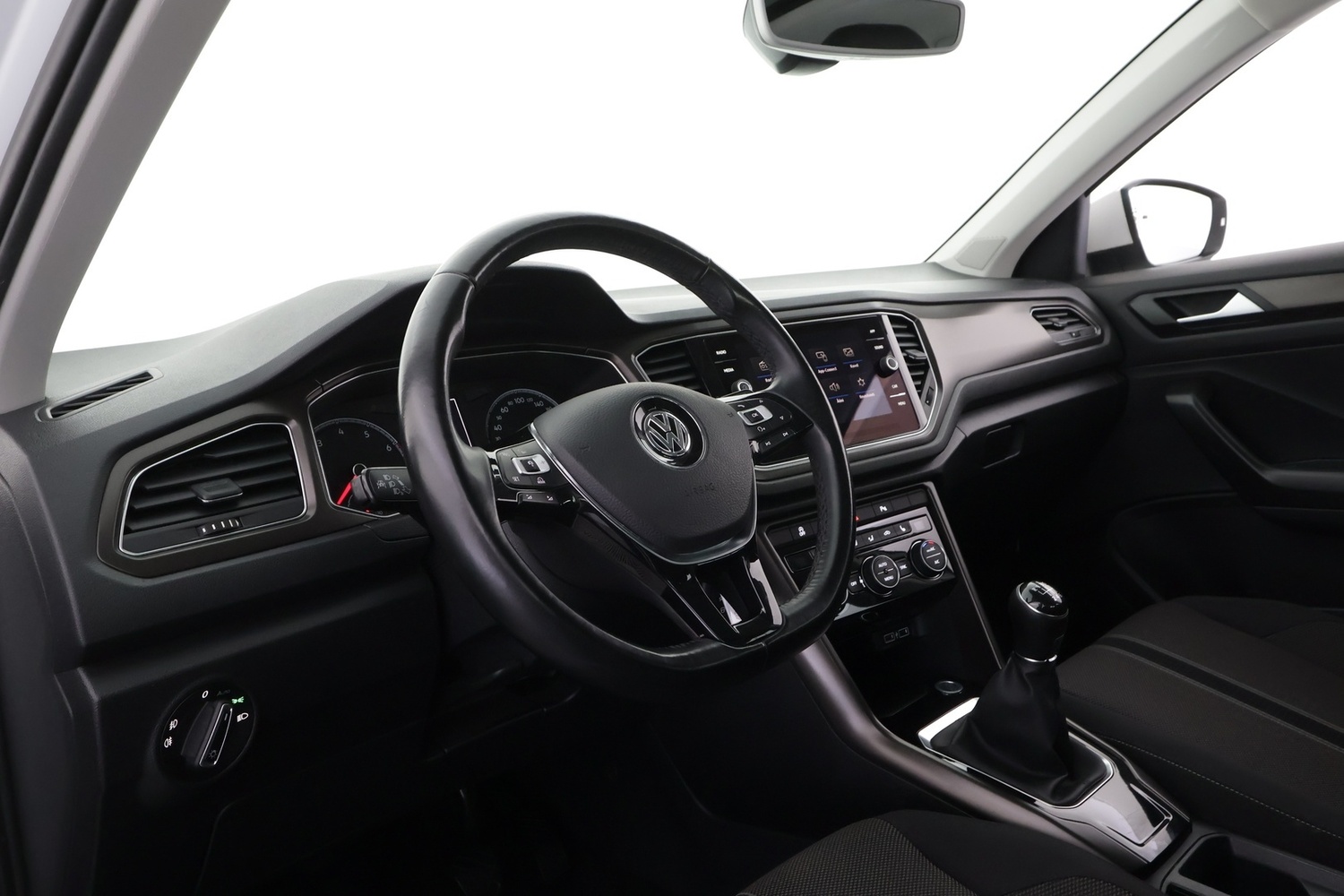Volkswagen T-Roc vaihtoauto