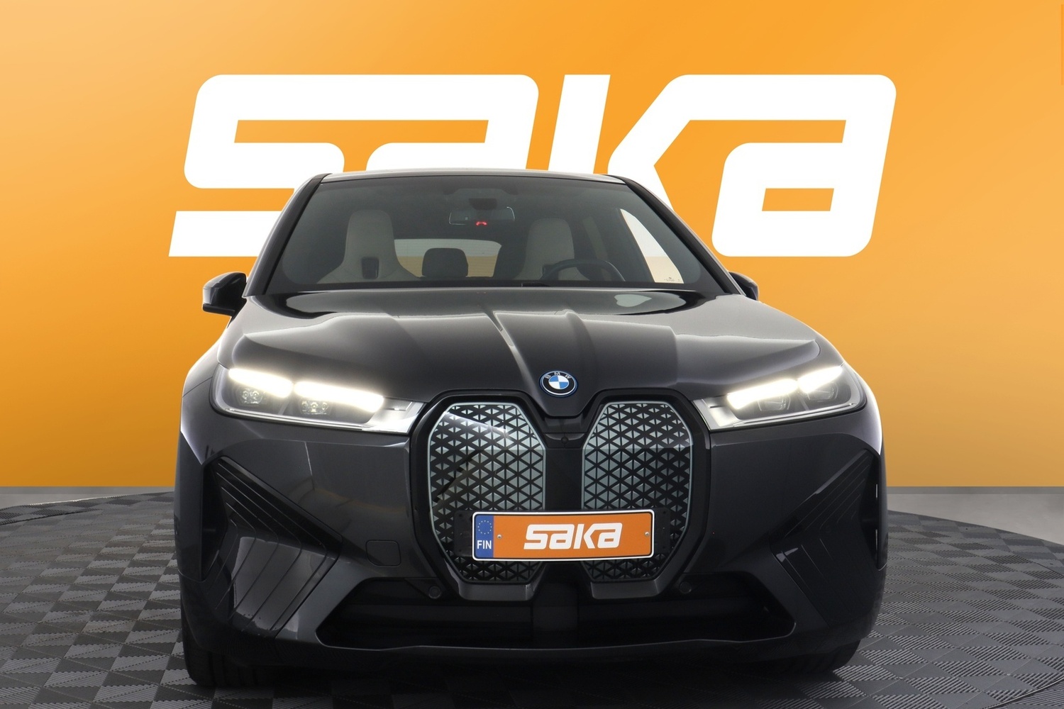 BMW iX vaihtoauto