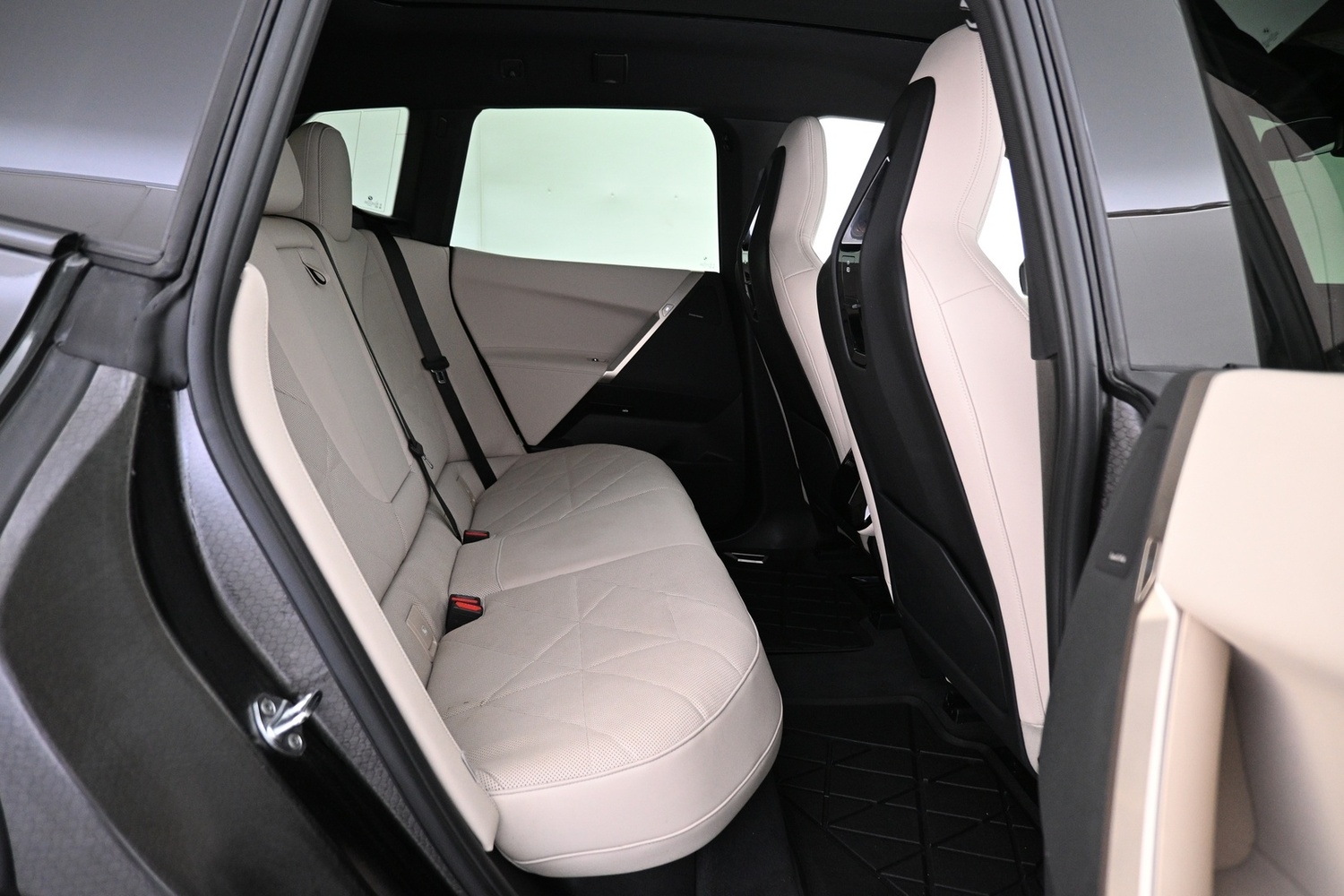 BMW iX vaihtoauto