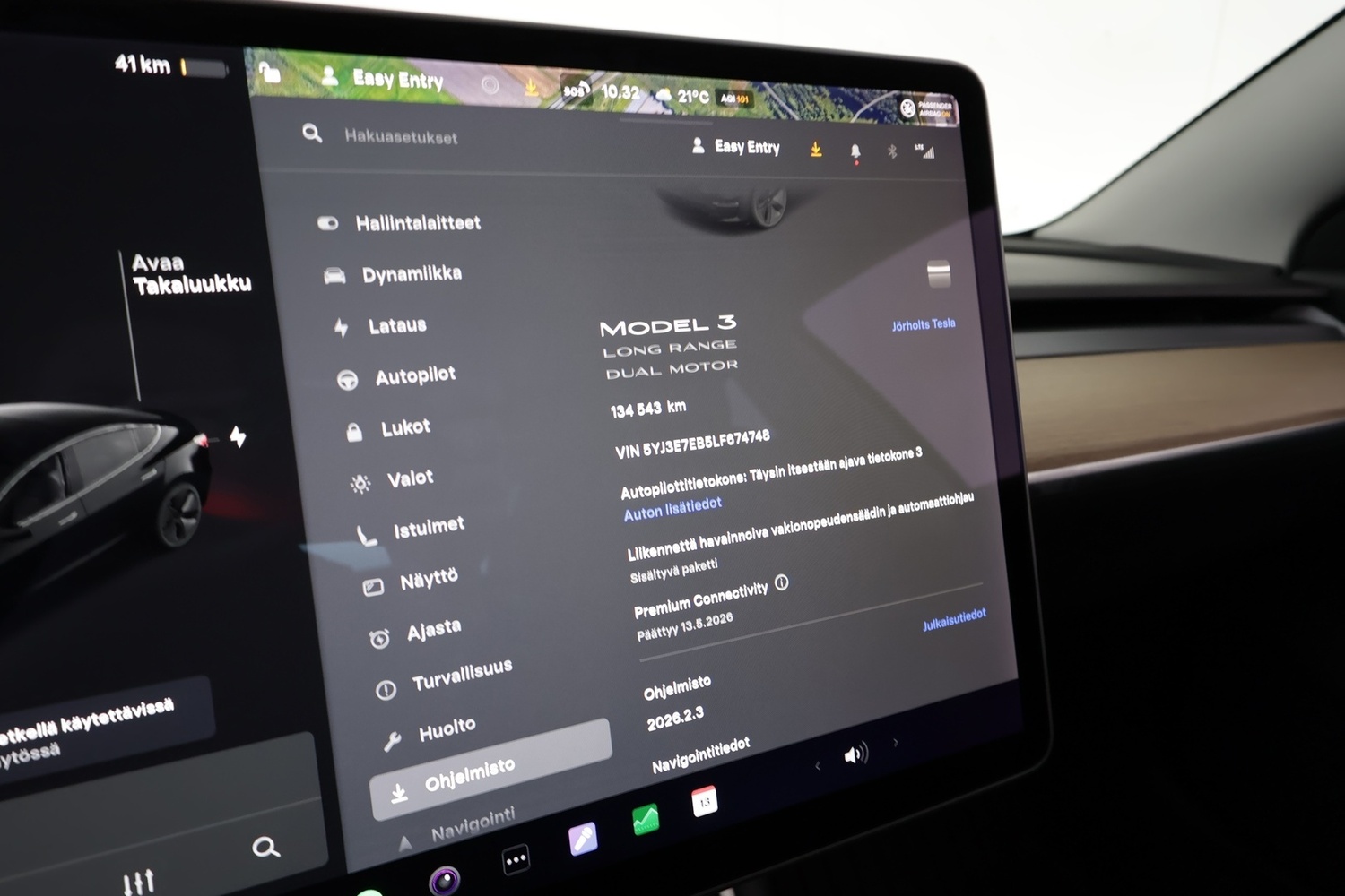 Tesla Model 3 vaihtoauto