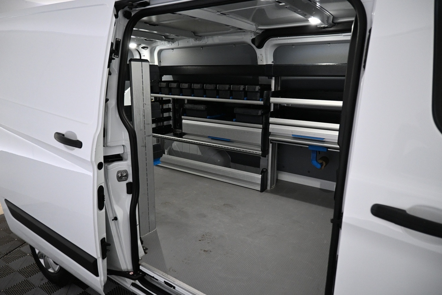 Ford Transit Custom vaihtoauto