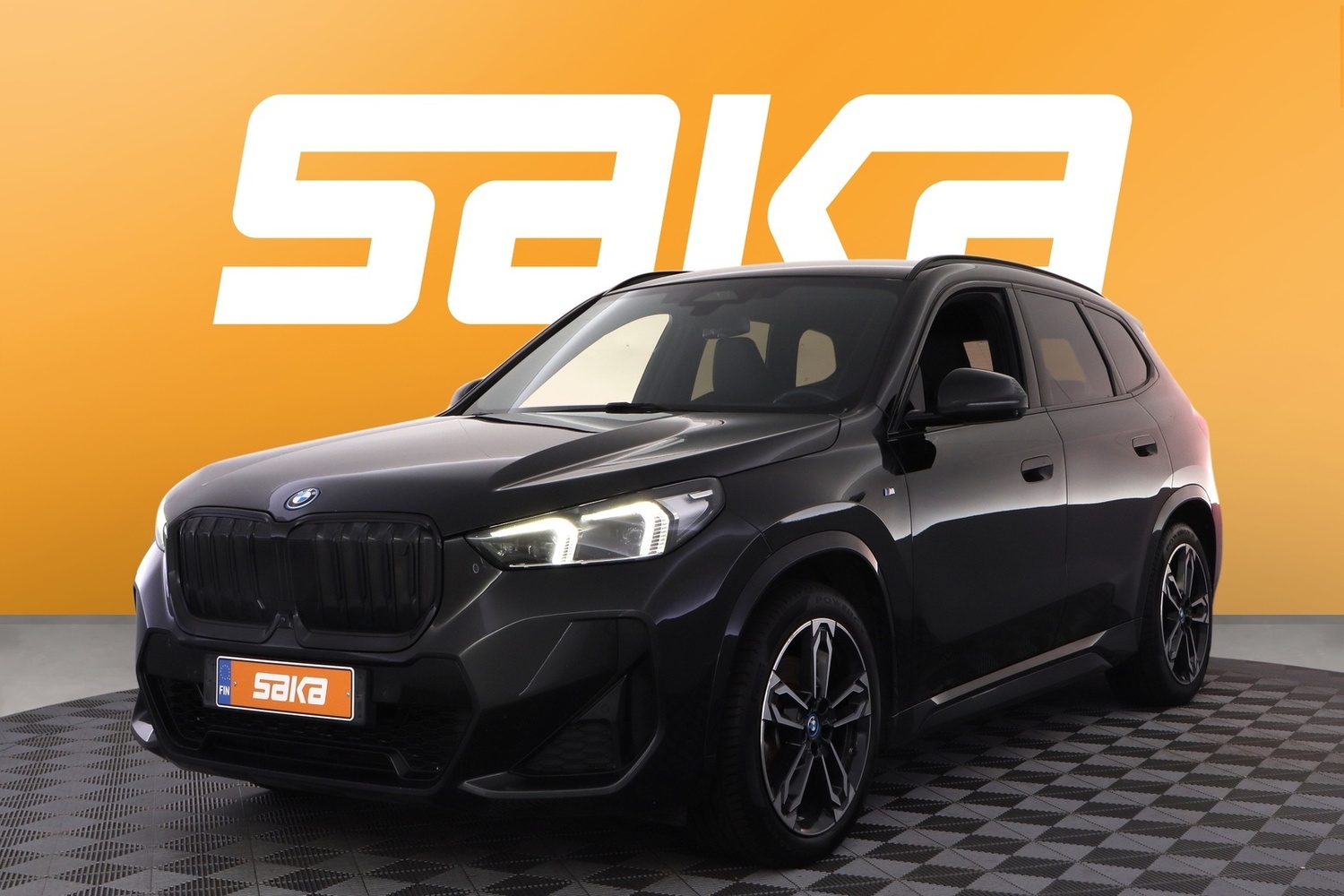 BMW iX1 vaihtoauto