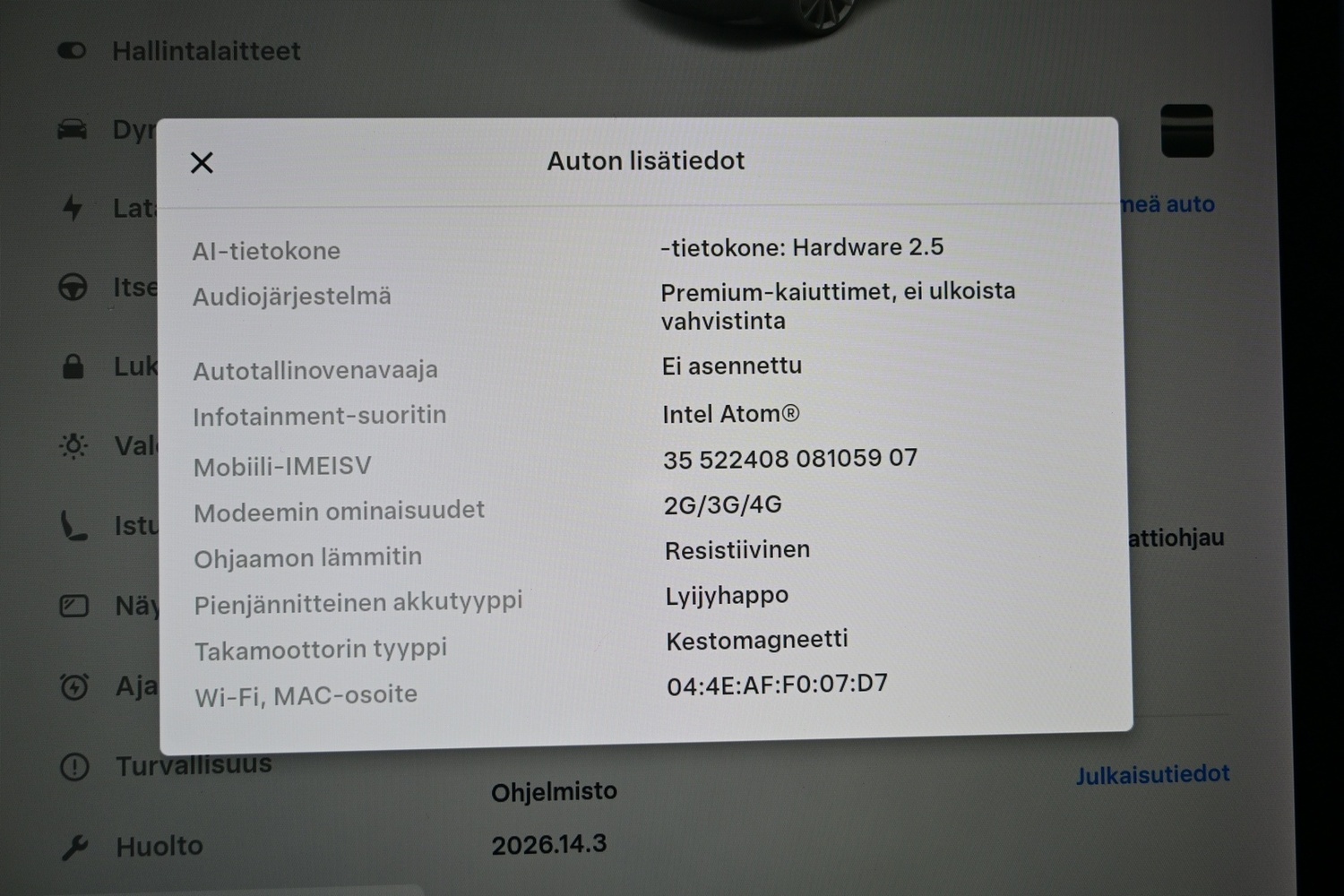 Tesla Model 3 vaihtoauto