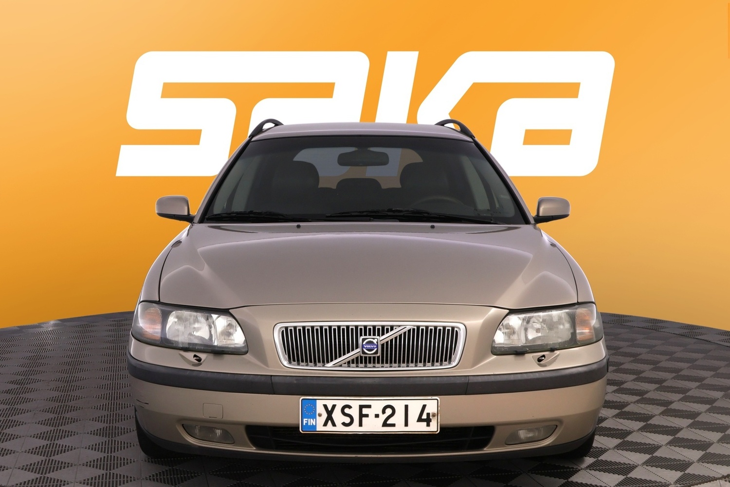 Volvo V70 vaihtoauto