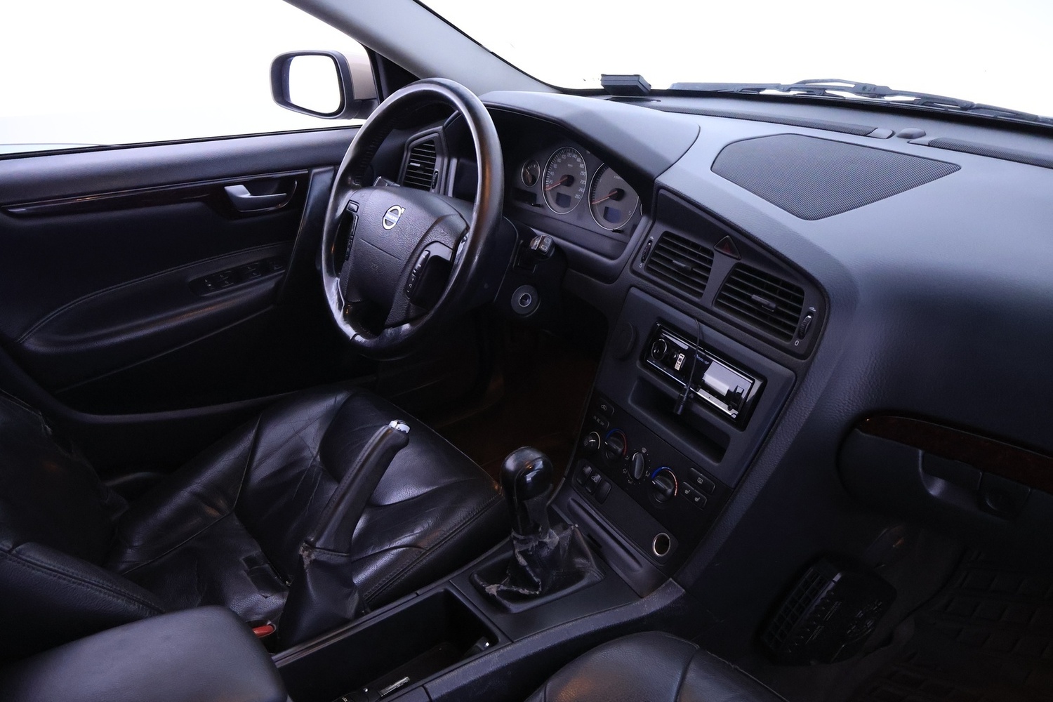 Volvo V70 vaihtoauto