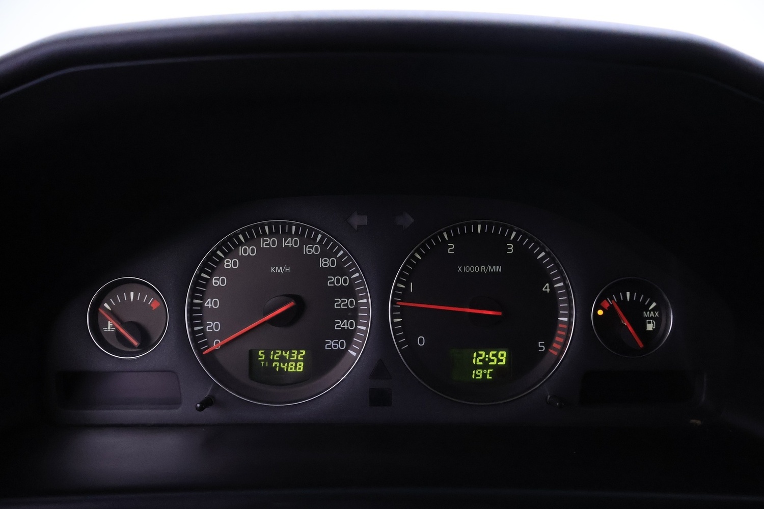 Volvo V70 vaihtoauto